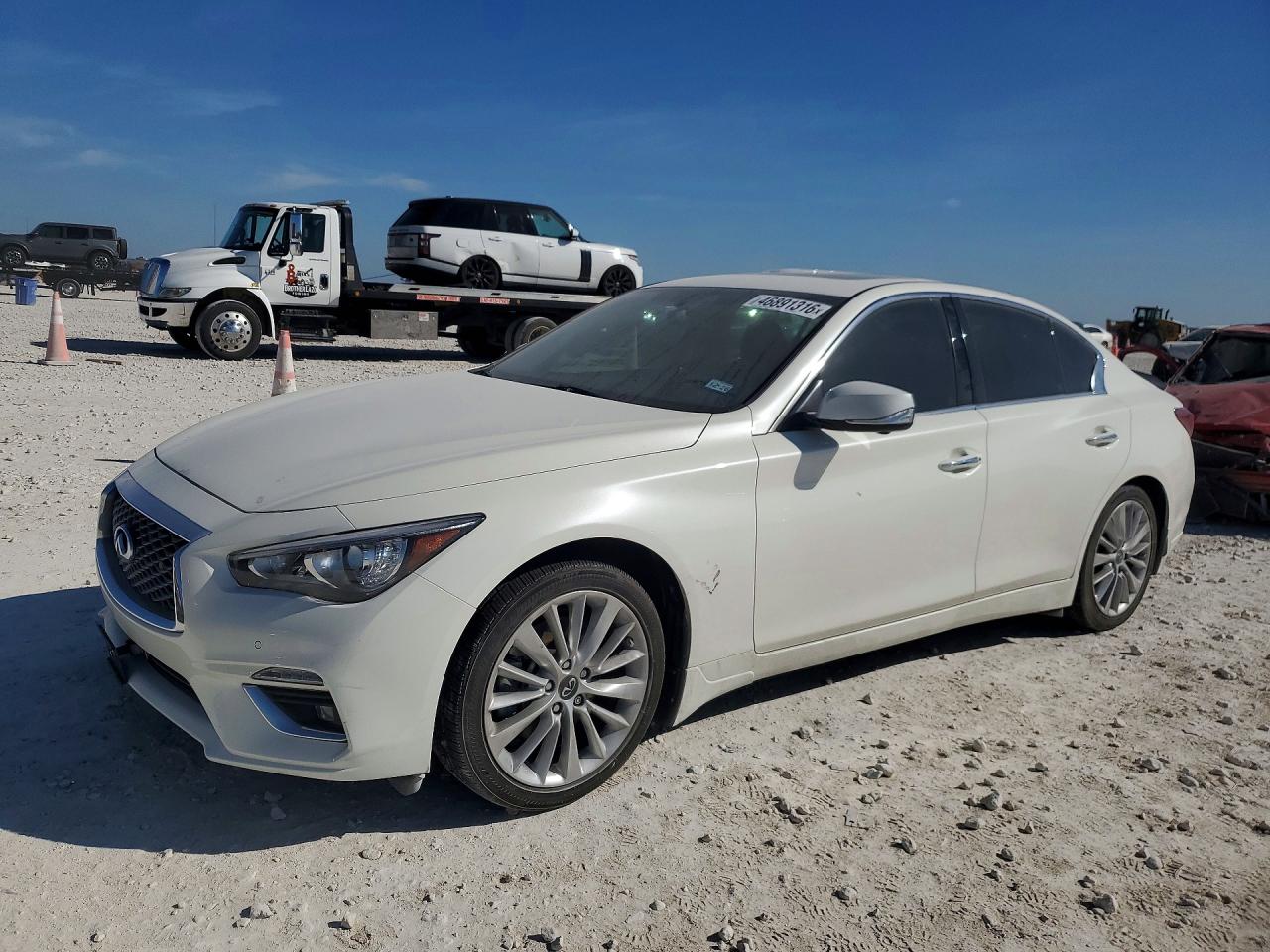 Salvage INFINITI Q50 Image