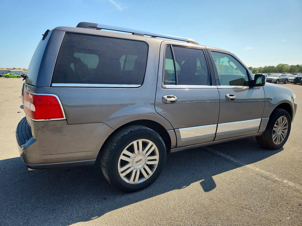 Lincoln Navigator