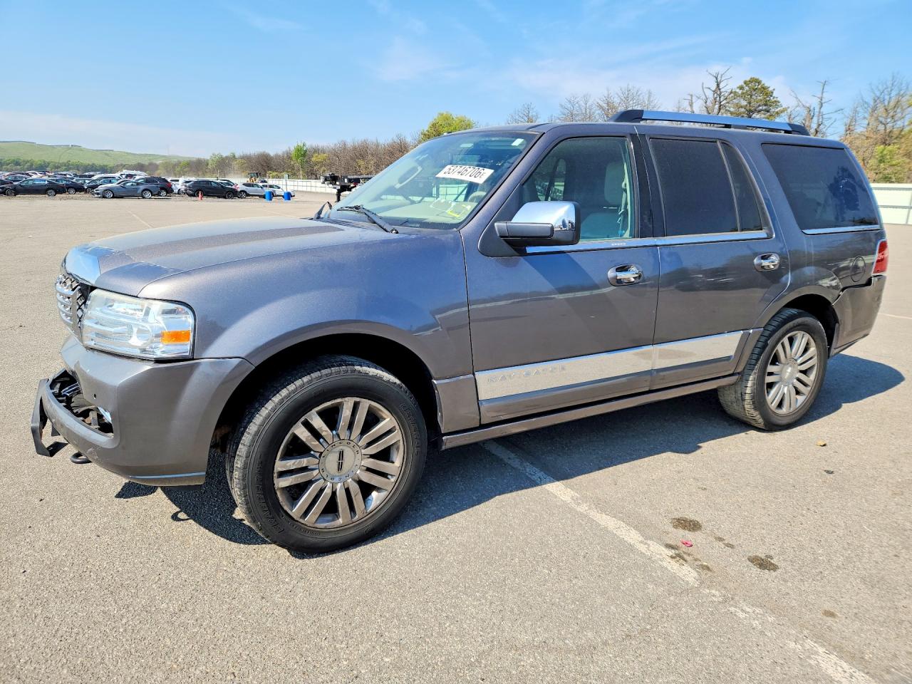 Salvage Lincoln Navigator Image