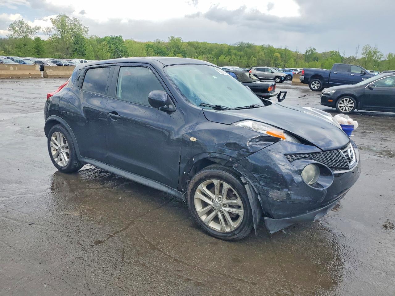 Nissan JUKE S