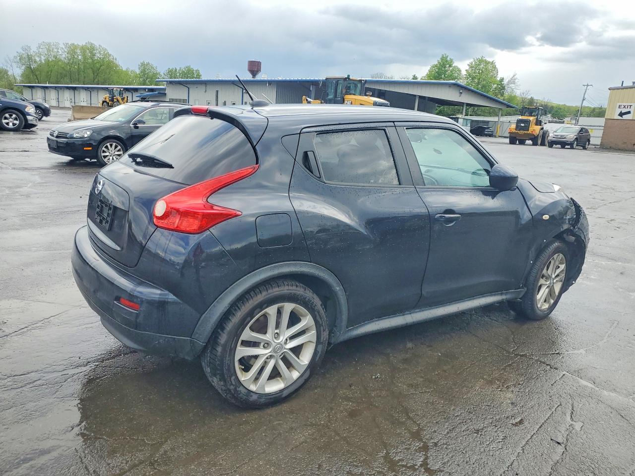 Nissan JUKE S