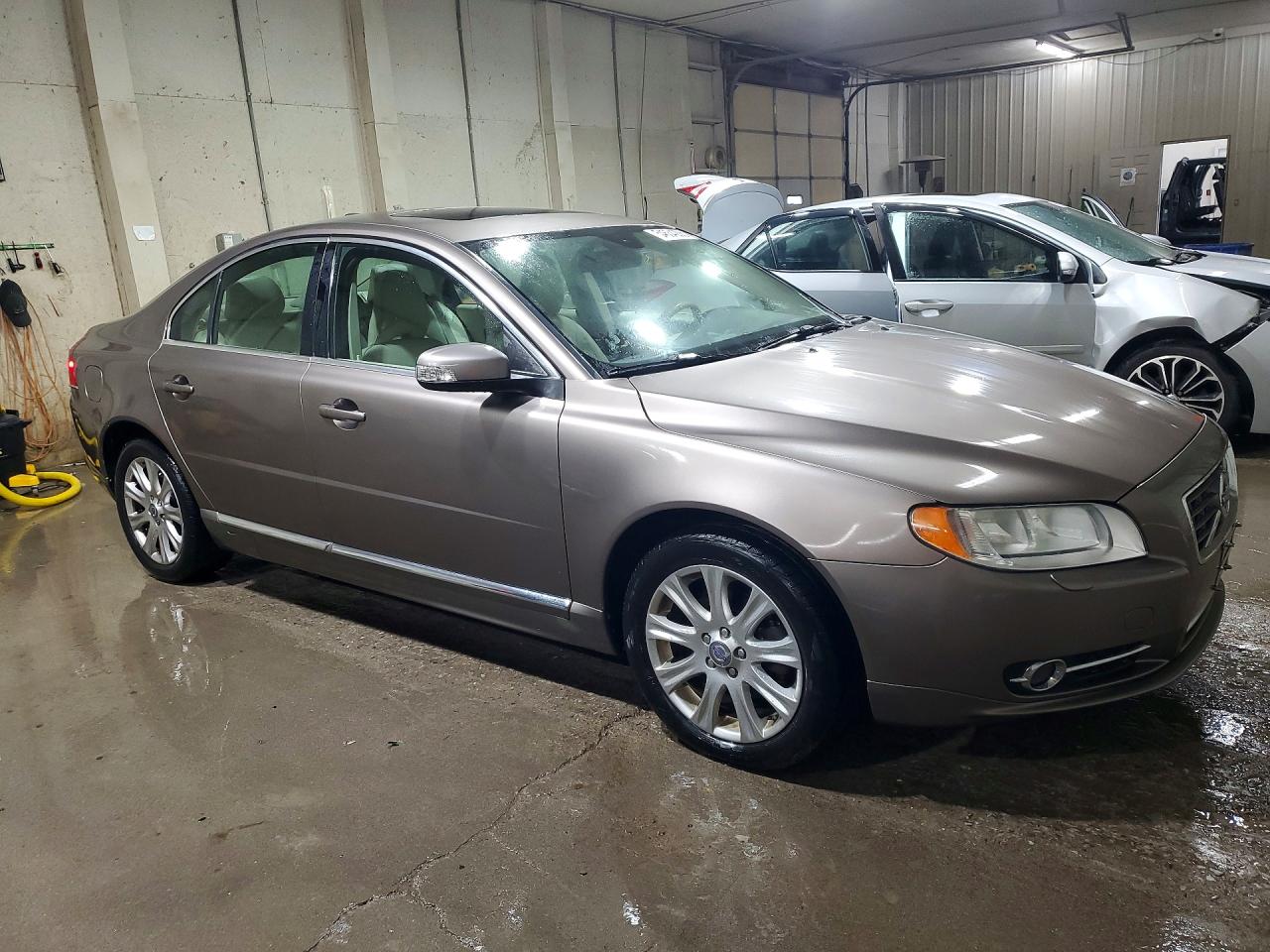 Volvo S80 3.2