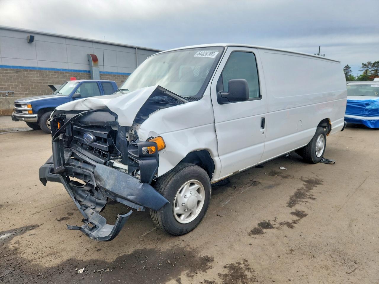 Salvage Ford Econoline Image