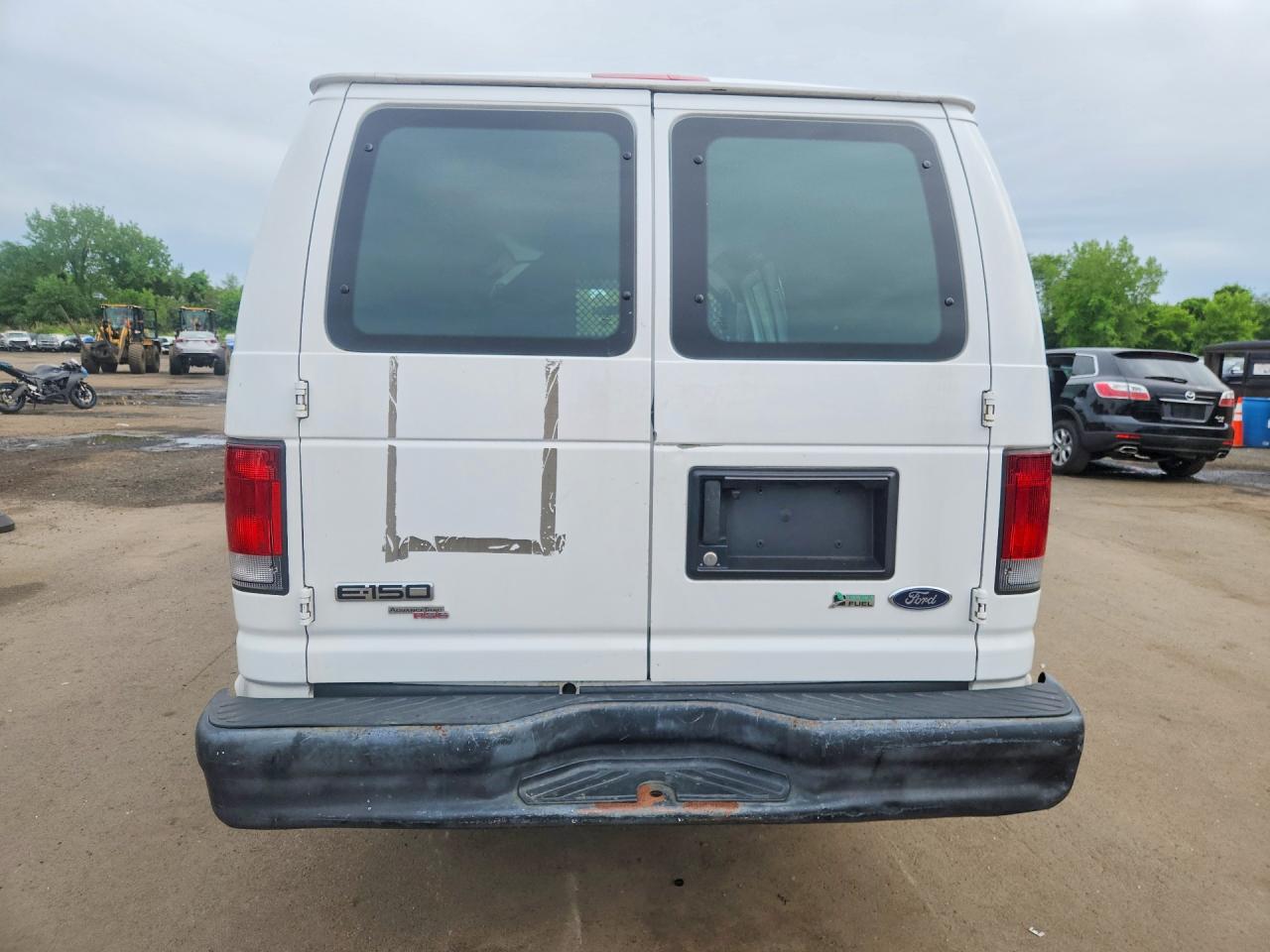 Ford Econoline E150 Van
