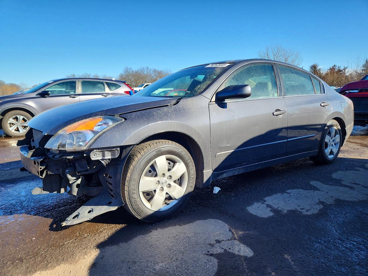 Salvage Nissan Altima Image