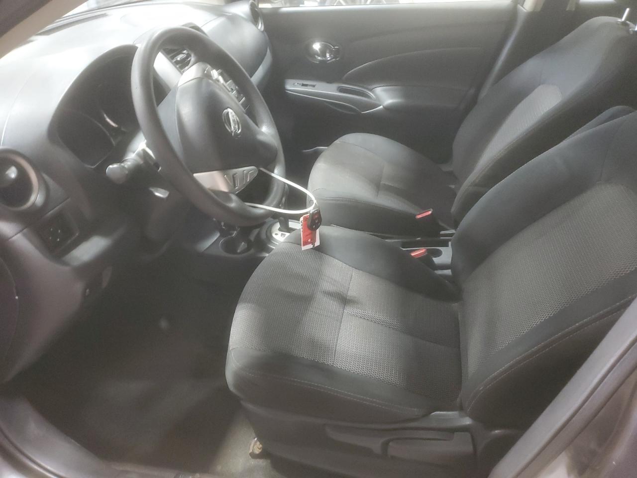 Nissan Versa 1.6 Sv