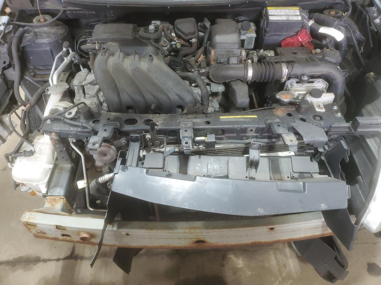Nissan Versa 1.6 Sv