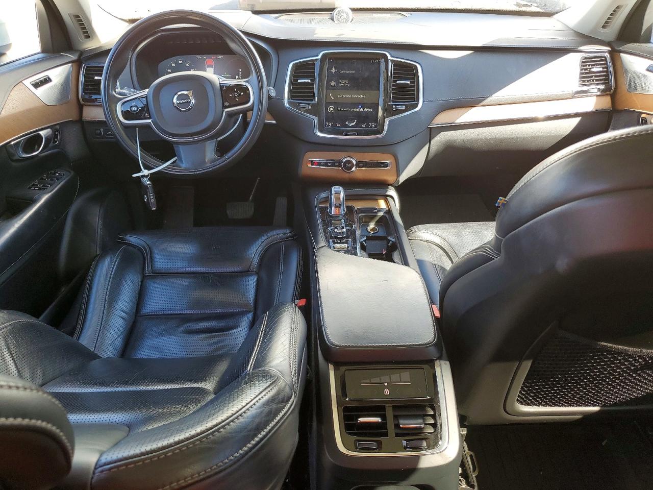 Volvo XC90 T8