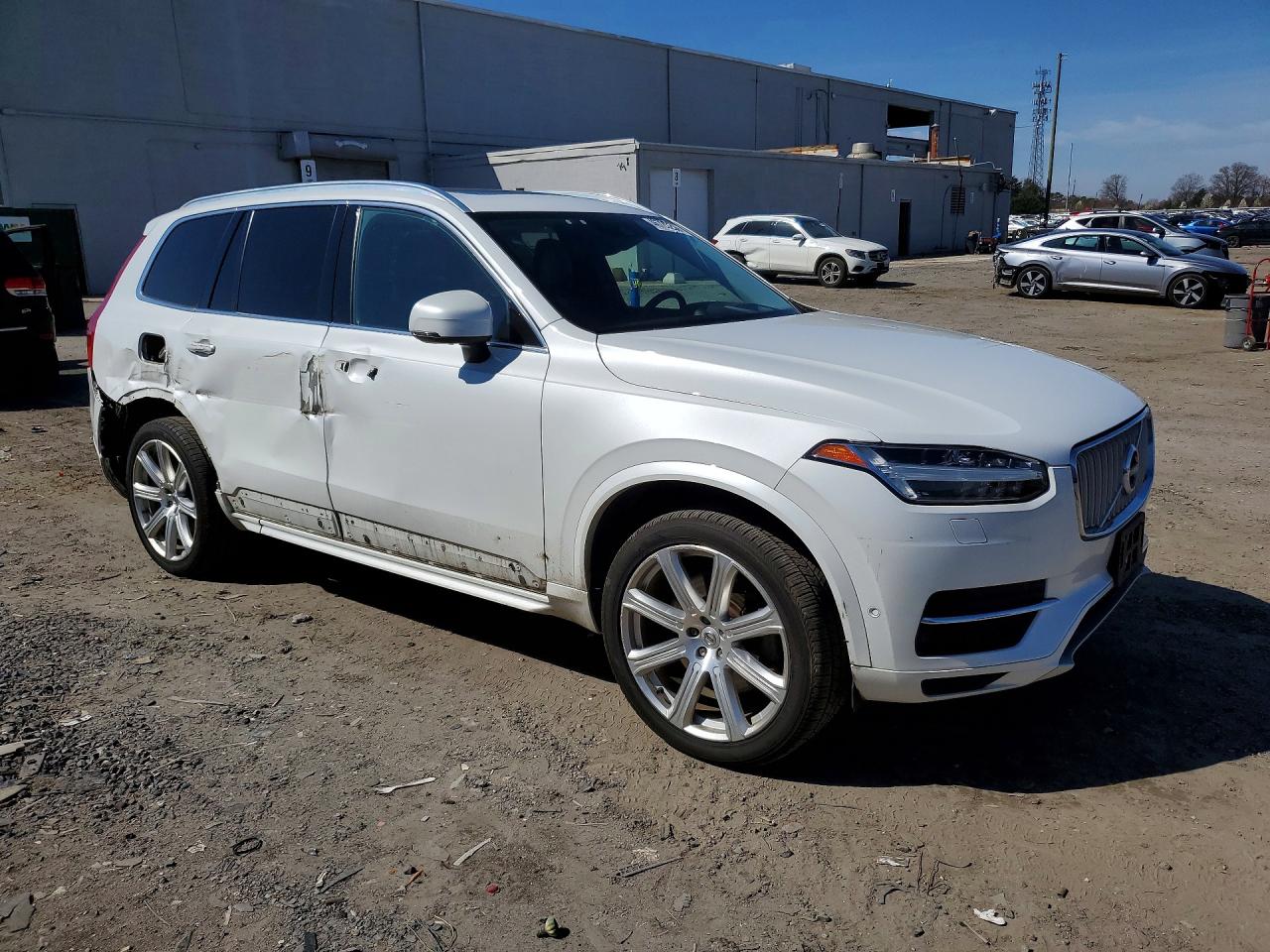 Volvo XC90 T8