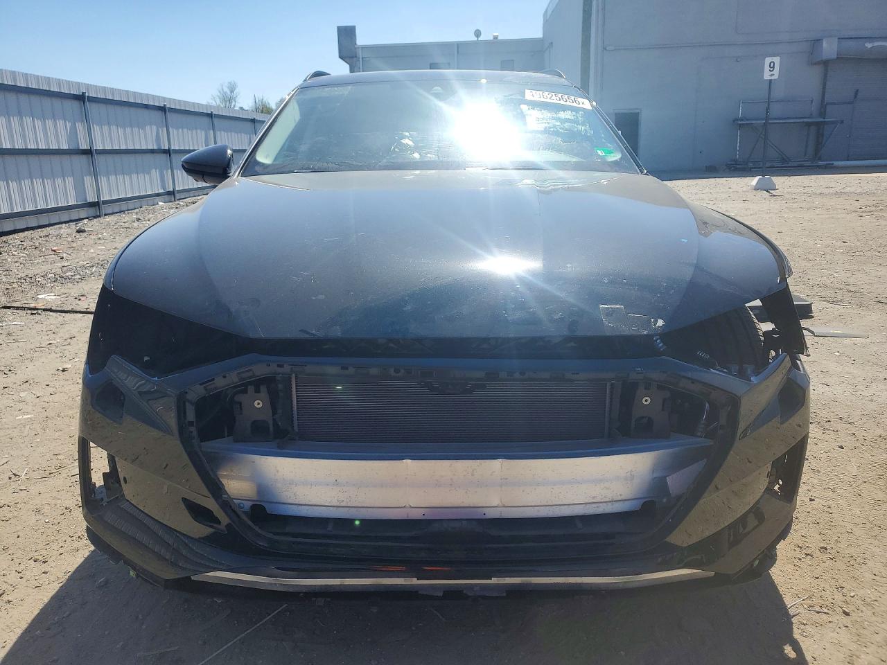 Audi e-tron Premium