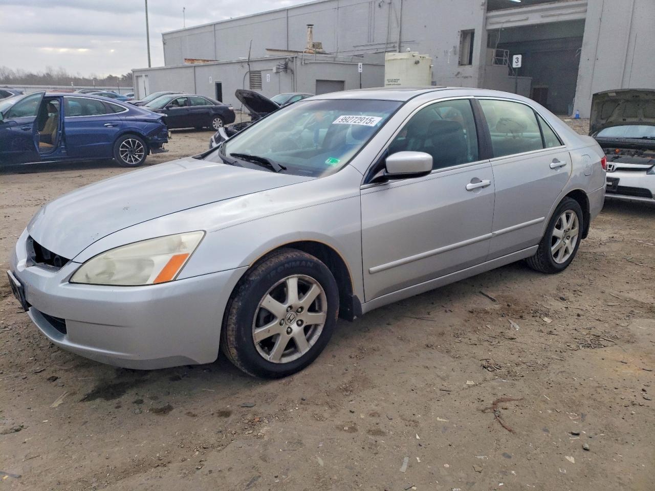 Salvage Honda Accord Image