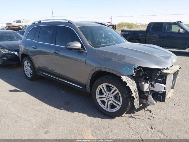 Salvage Mercedes-Benz GLB Image