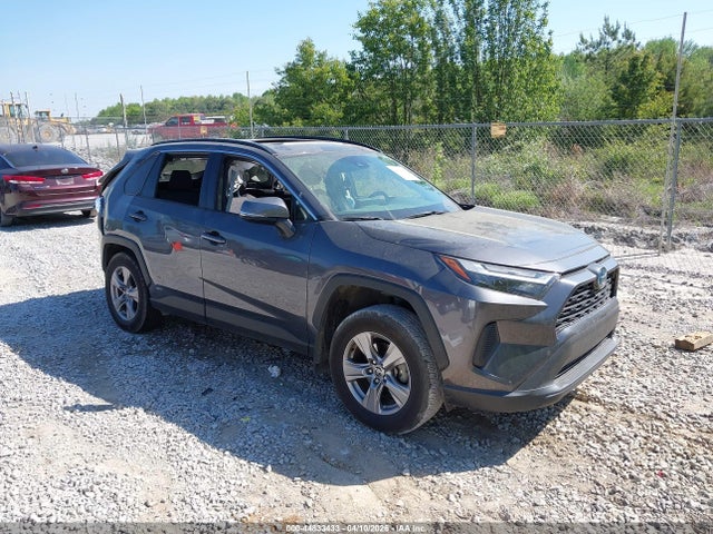 Salvage Toyota RAV4 Image
