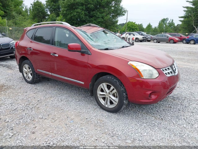 Salvage Nissan Rogue Image
