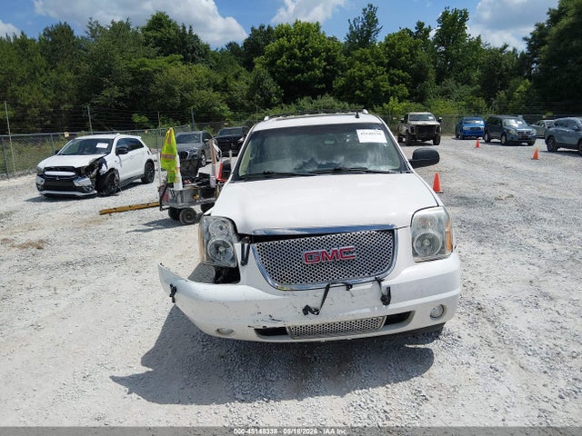 GMC Yukon Denali