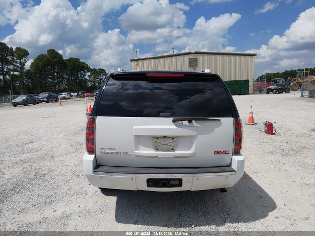 GMC Yukon Denali