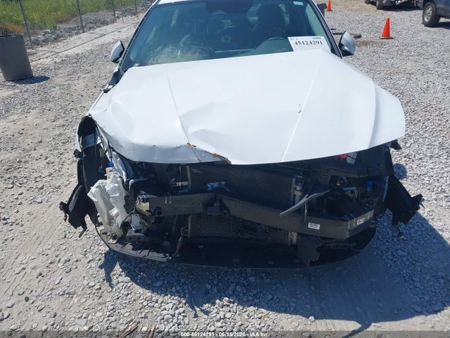 Hyundai ELANTRA Limited