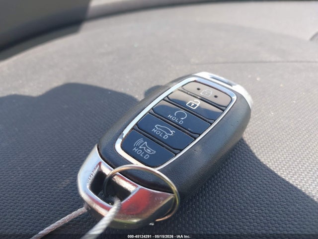 Hyundai ELANTRA Limited