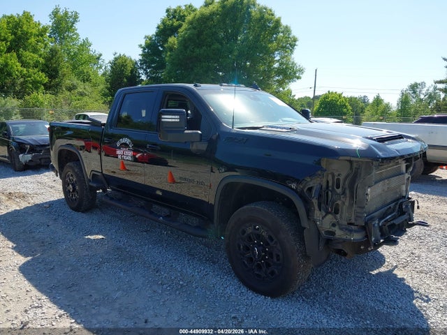 Salvage Chevrolet Silverado 2500 Image