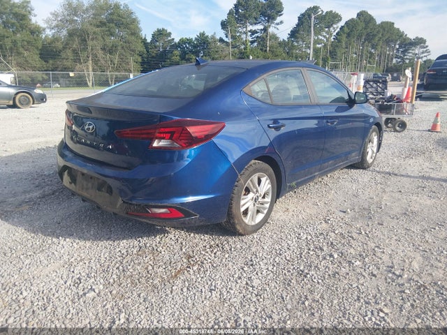 Hyundai ELANTRA Sel