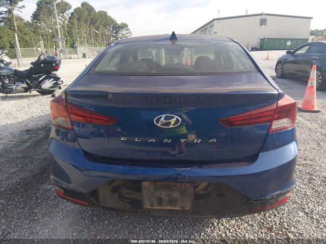Hyundai ELANTRA Sel