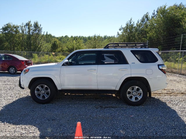 Toyota 4Runner Sr5