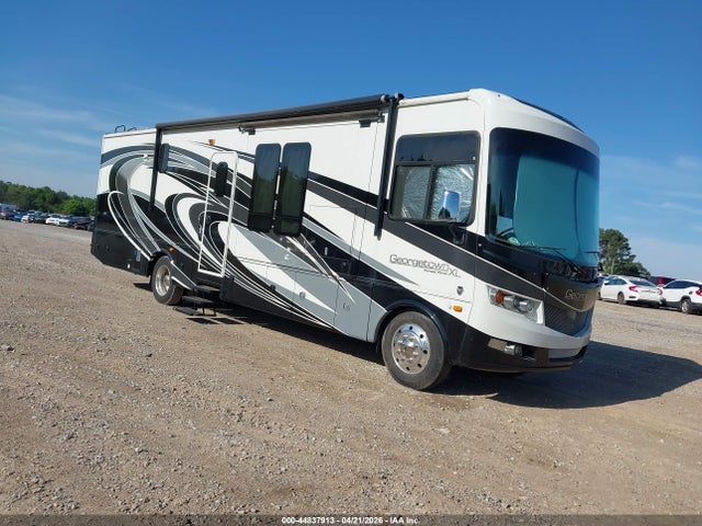 Salvage Ford F53 Image