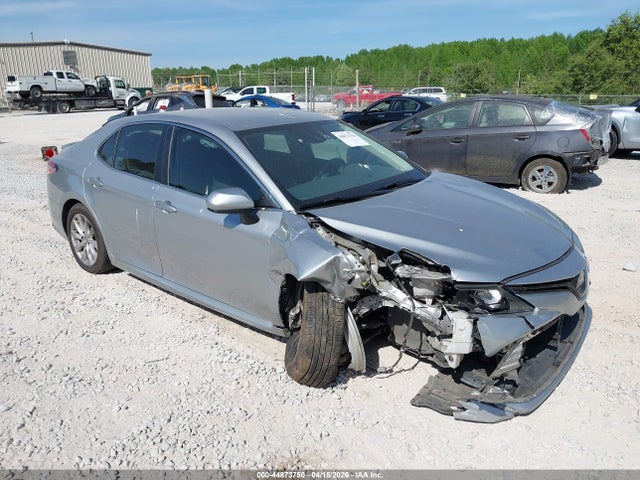 Salvage Toyota Camry Image