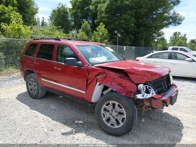 Salvage Jeep Grand Cherokee Image