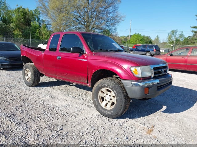 Salvage Toyota Tacoma Image