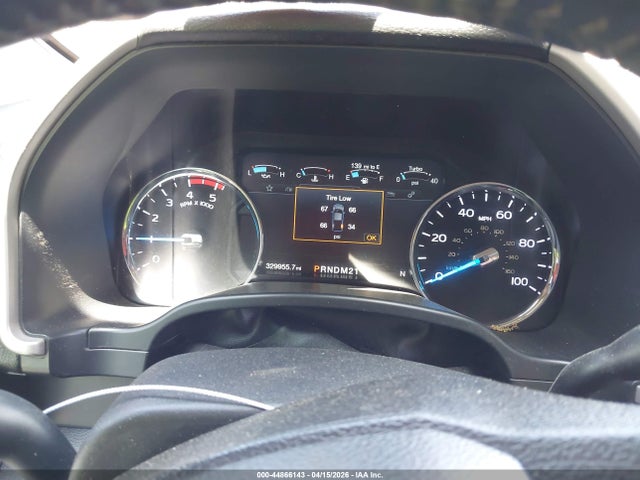 Ford F-250 Lariat