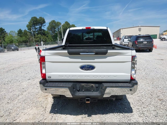 Ford F-250 Lariat