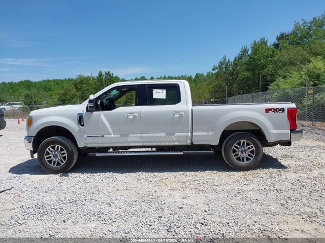 Ford F-250 Lariat