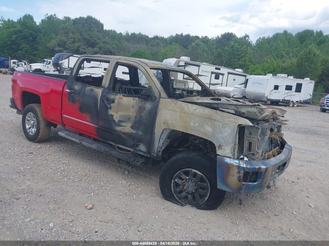 Salvage Chevrolet Silverado 2500 Image