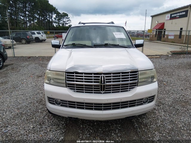 Lincoln Navigator