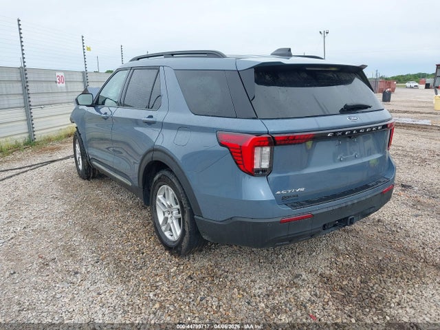 Ford Explorer Active