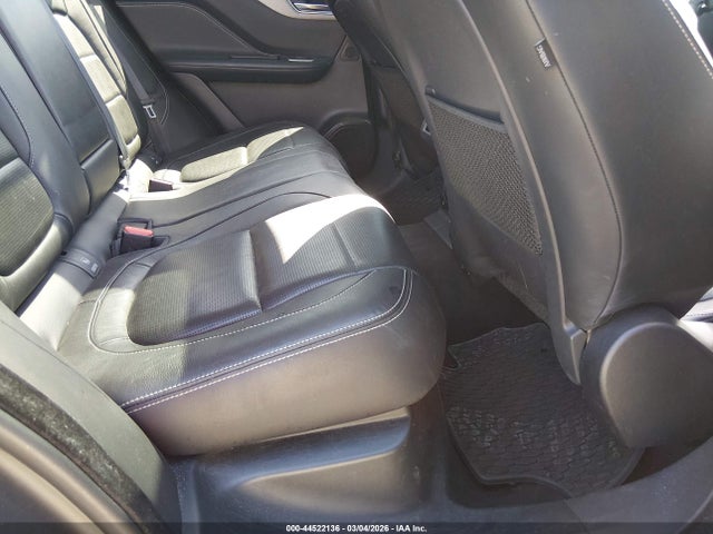 Jaguar F-PACE Checkered Flag P250 Awd Automatic