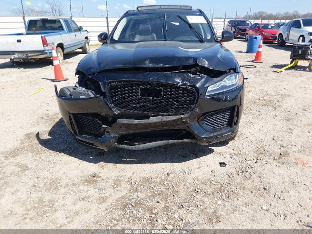 Jaguar F-PACE Checkered Flag P250 Awd Automatic