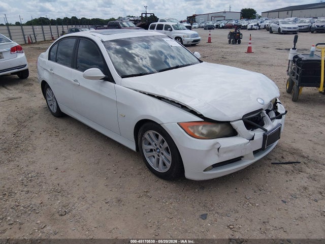 Salvage BMW 3 Series Image