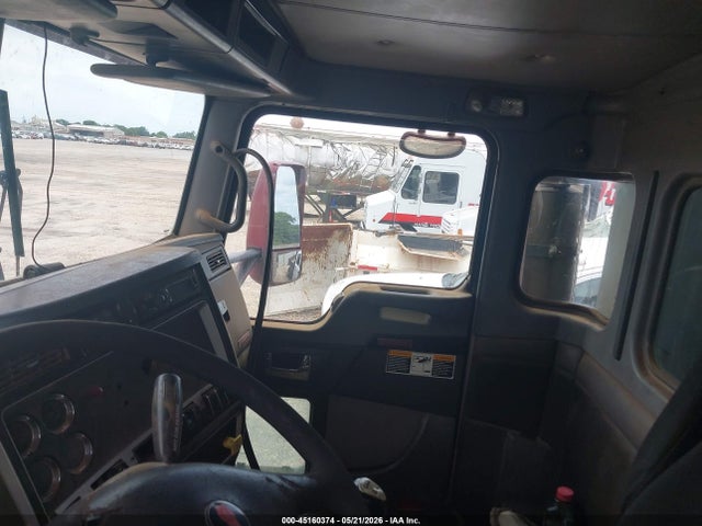 Kenworth Construction W900