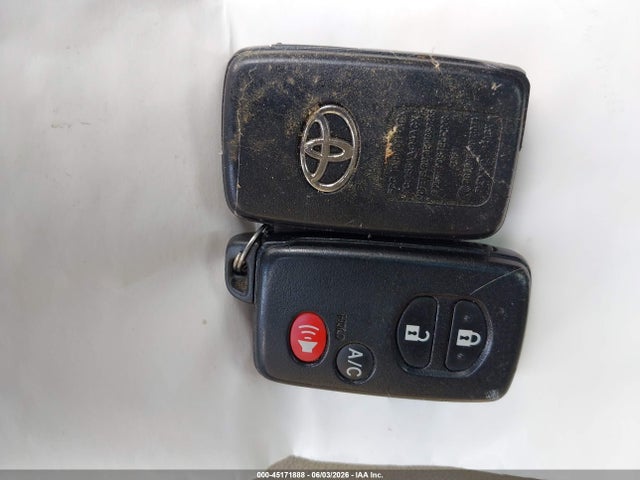 Toyota Prius Four