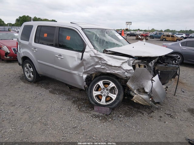 Salvage Honda Pilot Image