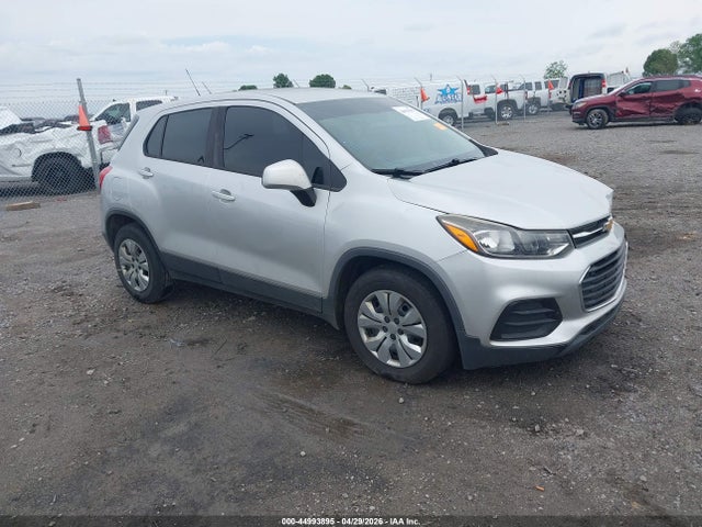 Salvage Chevrolet Trax Image