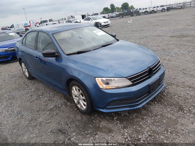 Salvage Volkswagen Jetta Image