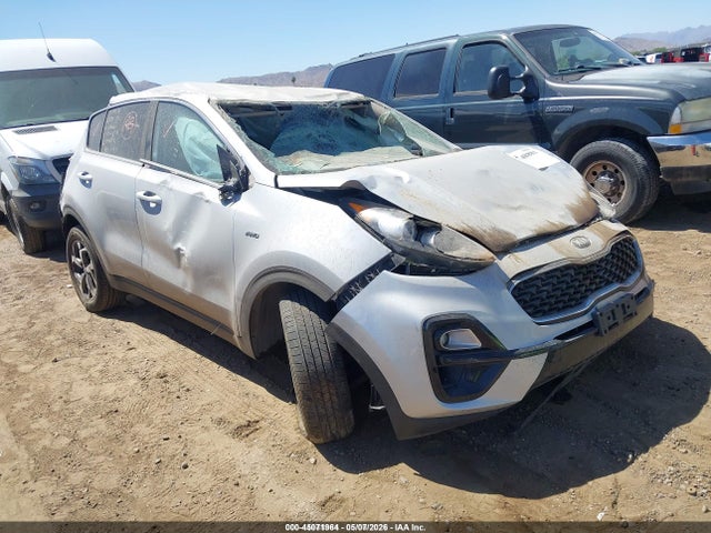 Salvage Kia Sportage Image