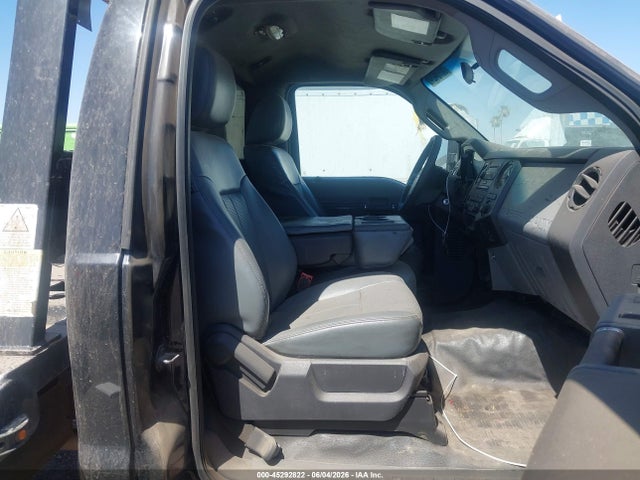 Ford F-550 Xl
