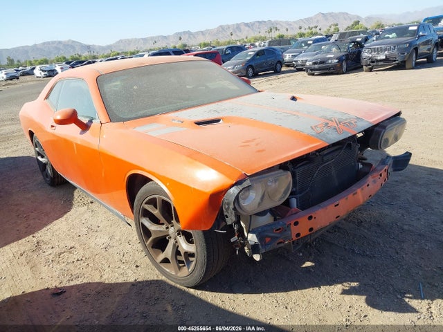 Salvage Dodge Challenger Image