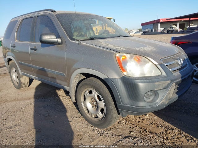 Salvage Honda CR-V Image