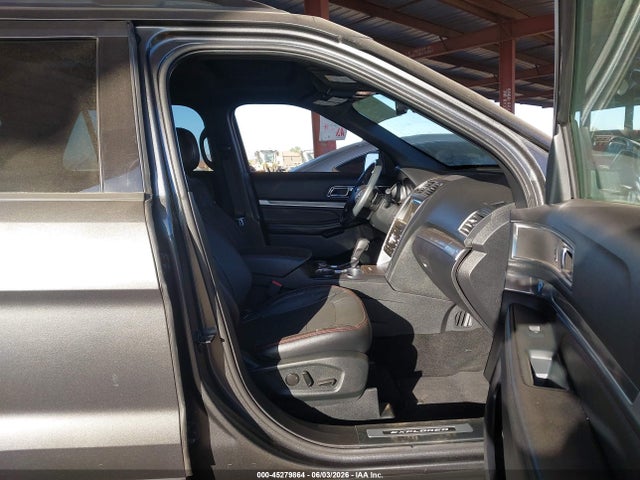 Ford Explorer Sport