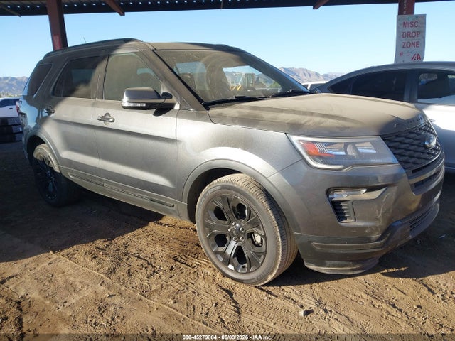 Salvage Ford Explorer Image